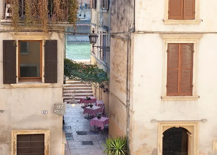 Appartamento In Riva *